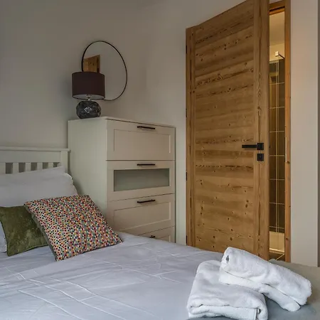Cairn Harmony B104 Apartment
